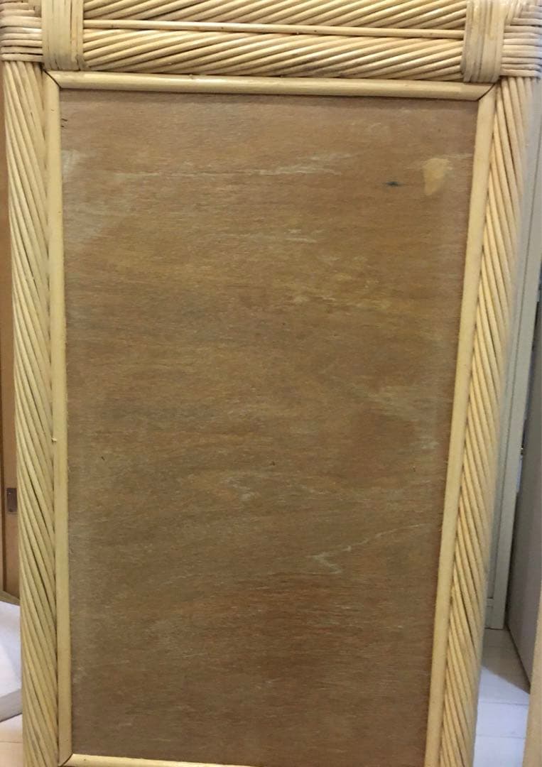 ヴィンテージ　ホワイトラタン 4段チェスト☆