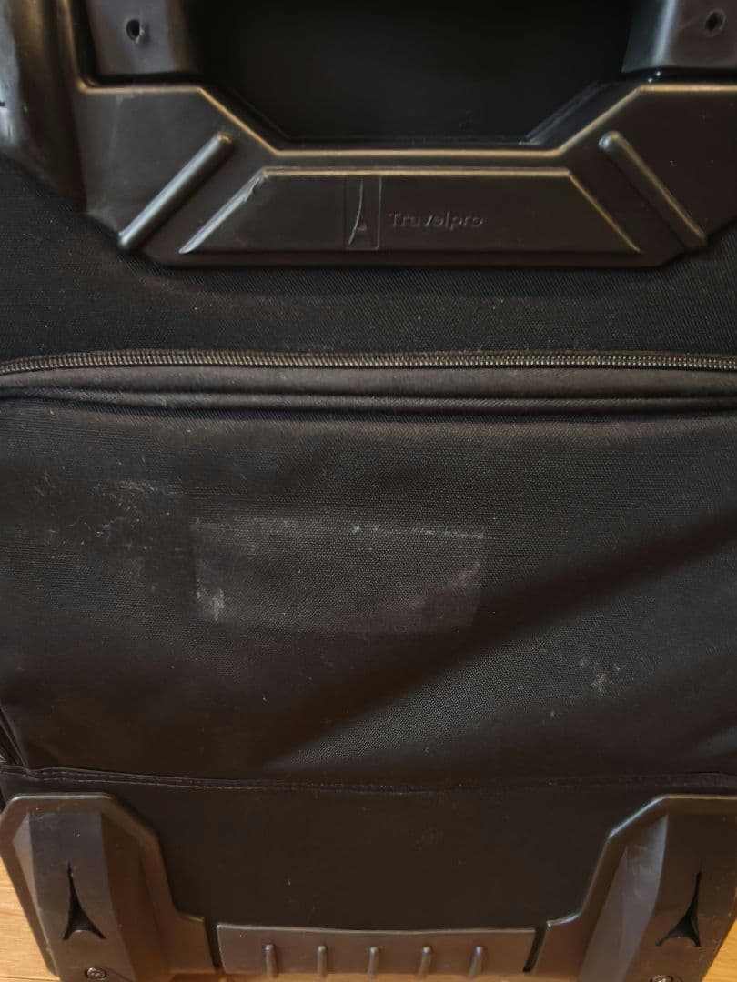 Travelpro Crew5 Expandable　キャリーバッグ