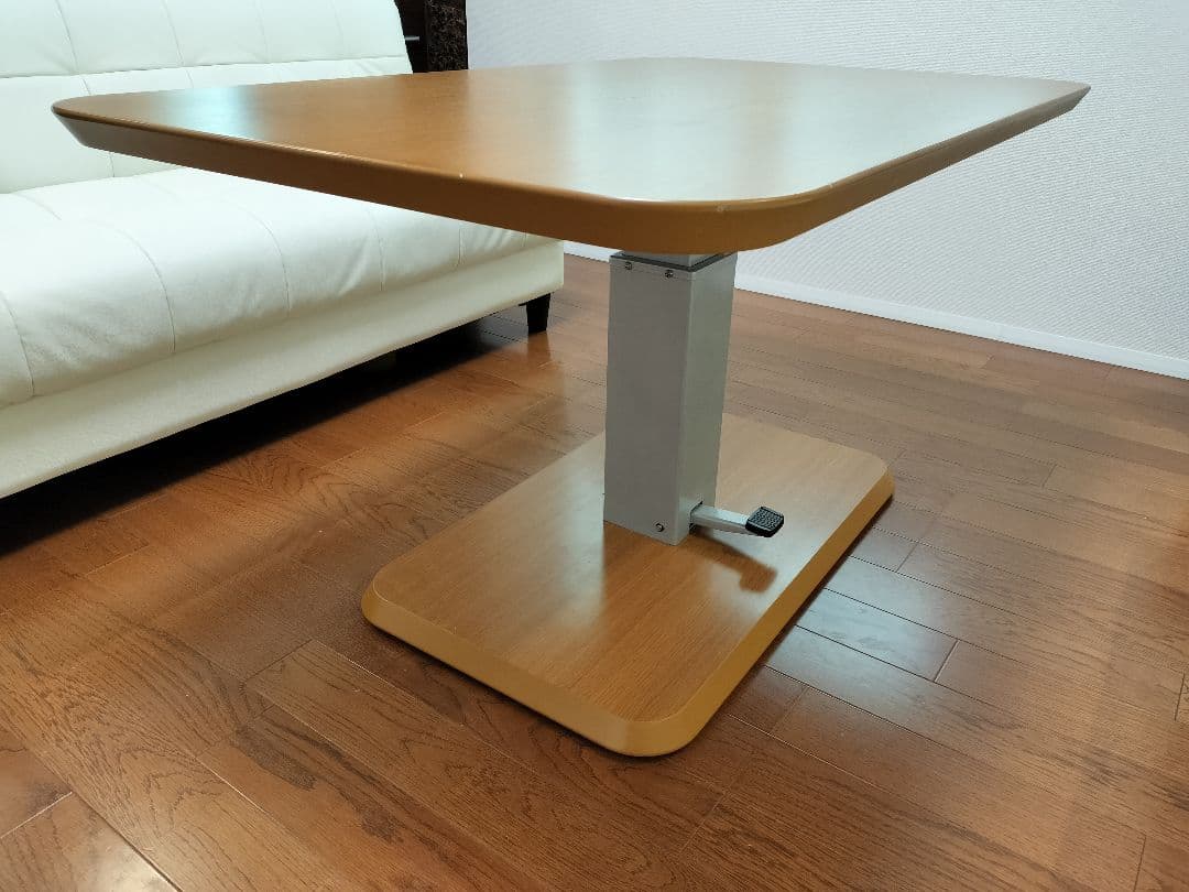 お値下げしました 【ニトリ】昇降式ダイニングテーブル