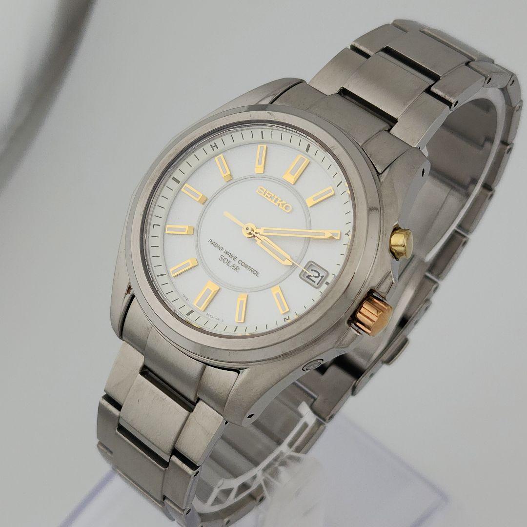 極美品SEIKO セイコー　腕時計　7B22-B0H0 電波ソーラー　チタニウム