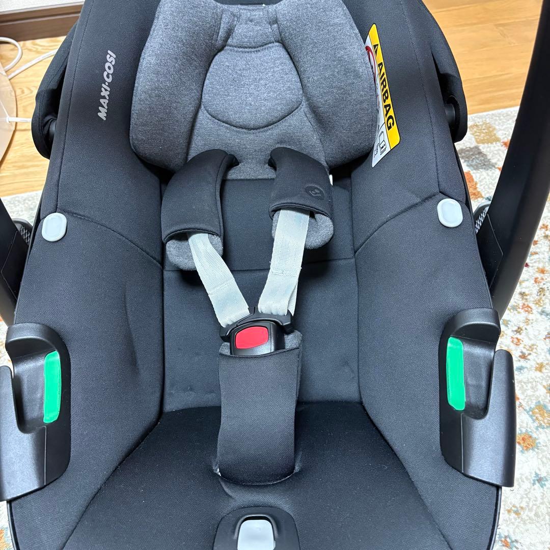maxi-cosi Pebble360 エッセンシャルブラック　チャイルドシート