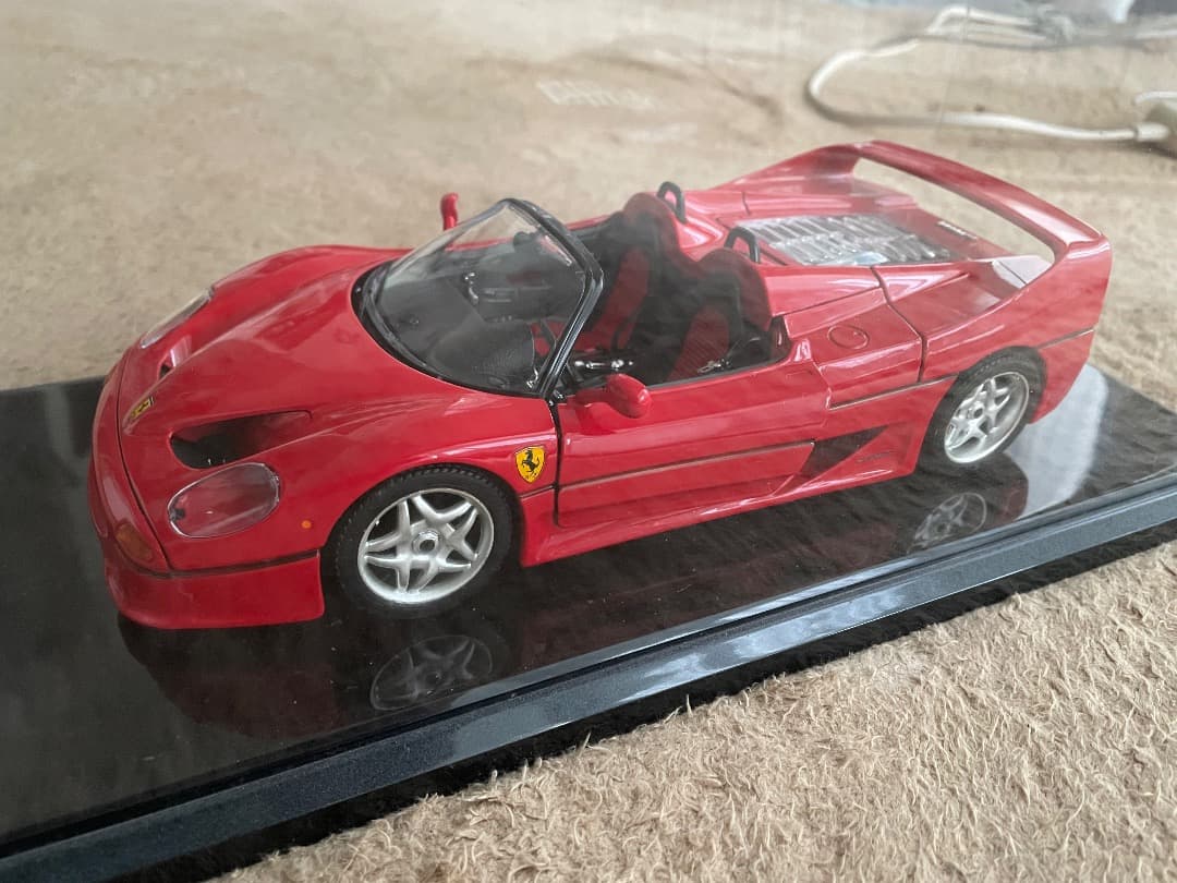 フェラーリF50　[1/18スケール]