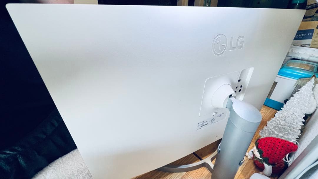 ［引き取り限定】京都南部　4K LG 32UN550W 32インチモニターPS5