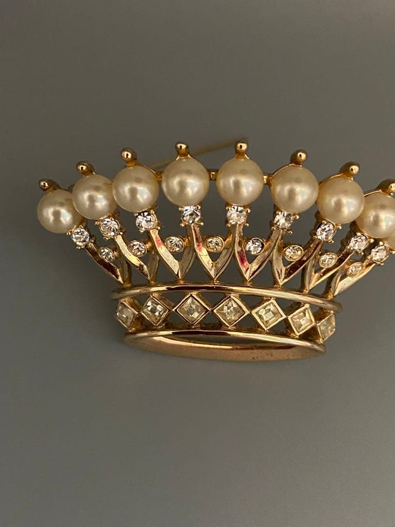 lotuscloud 2510⭐️TRIFARI トリファリ ヴィンテージブローチ