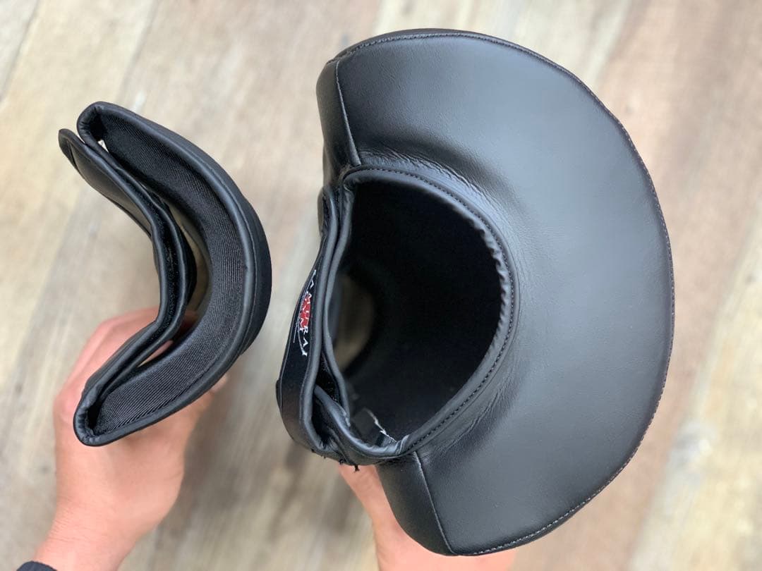 カーフキックミット ダブル　左右利用できます