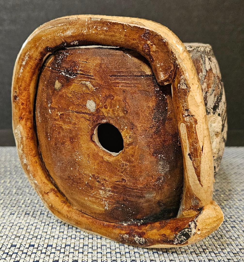 明治時代頃　陶製　打出の小槌に蛇　陽刻浮彫　三宝珠文様　置物　オブジェ　縁起物