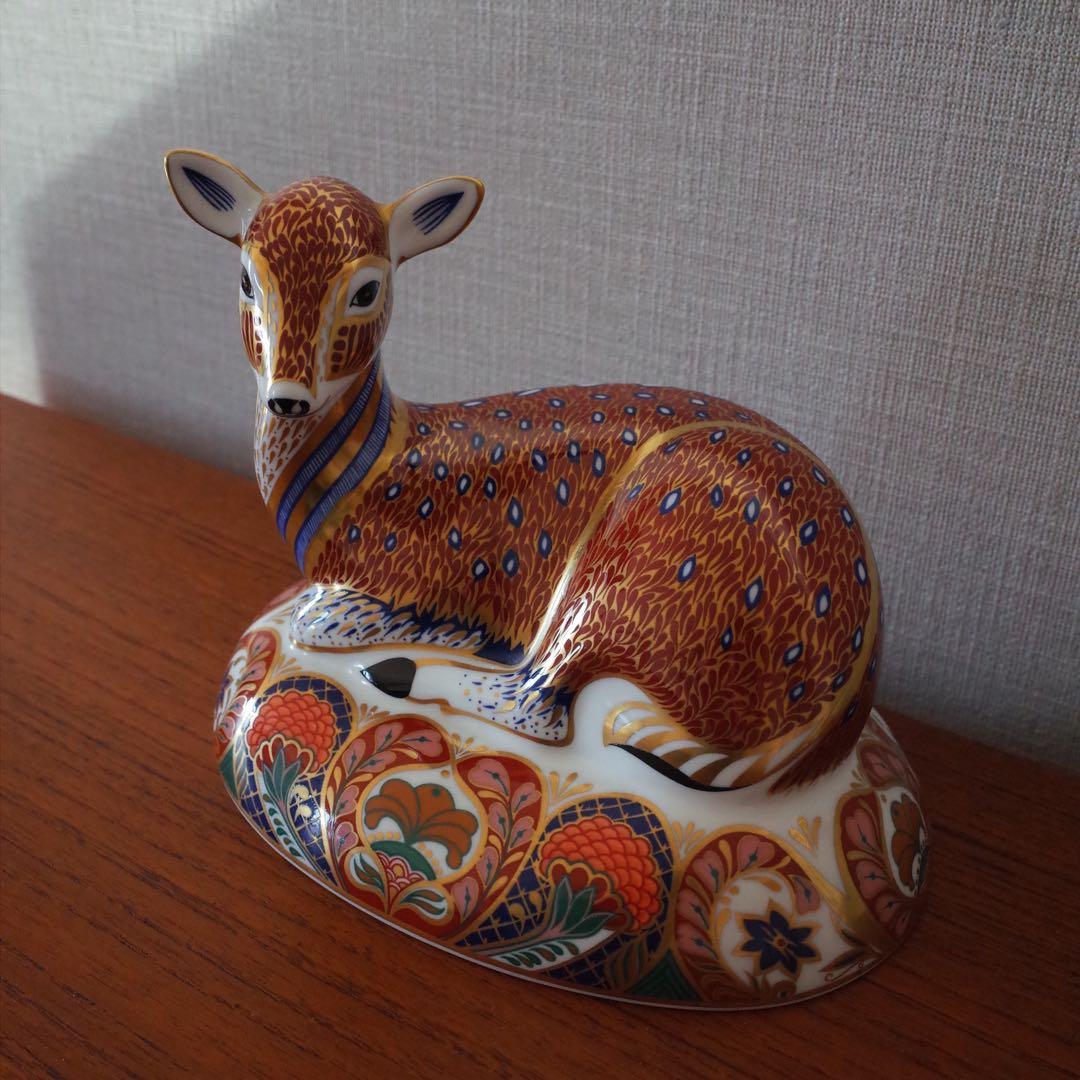 ロイヤルクラウンダービー／限定品フィギュリン／バンビ／鹿の置物／英国アンティーク