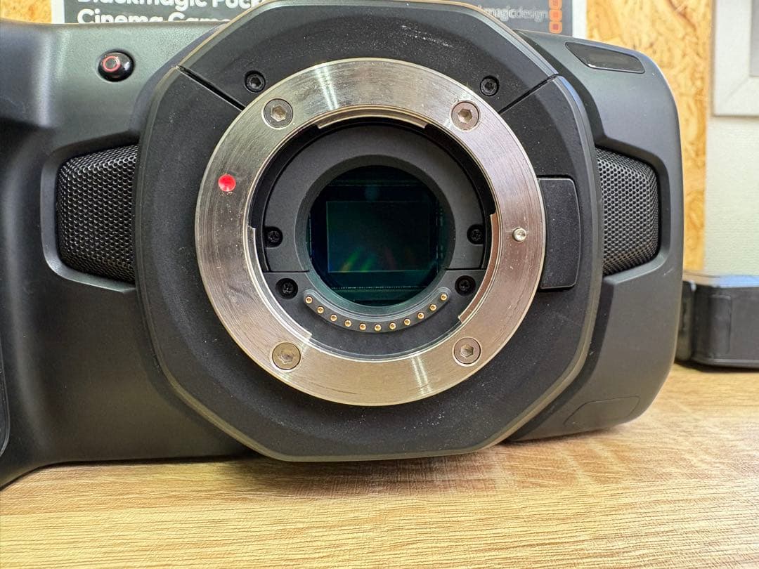デジタルカメラ Blackmagicdesign Pocket Cinema Camera 4K