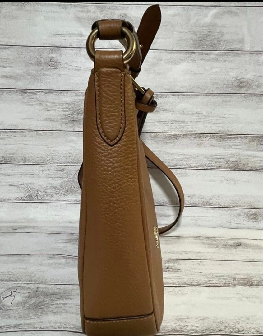 [美品] コーチ　coach ショルダーバッグ　アウトレット