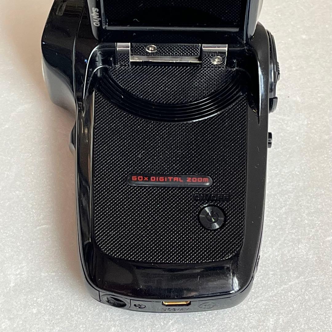 ☆人気稀少☆SANYOデジタルムービーカメラXacti DMX-CG9ブラック