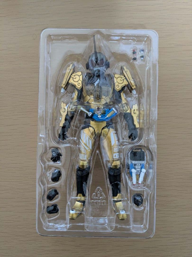 仮面ライダーグリス フィギュア