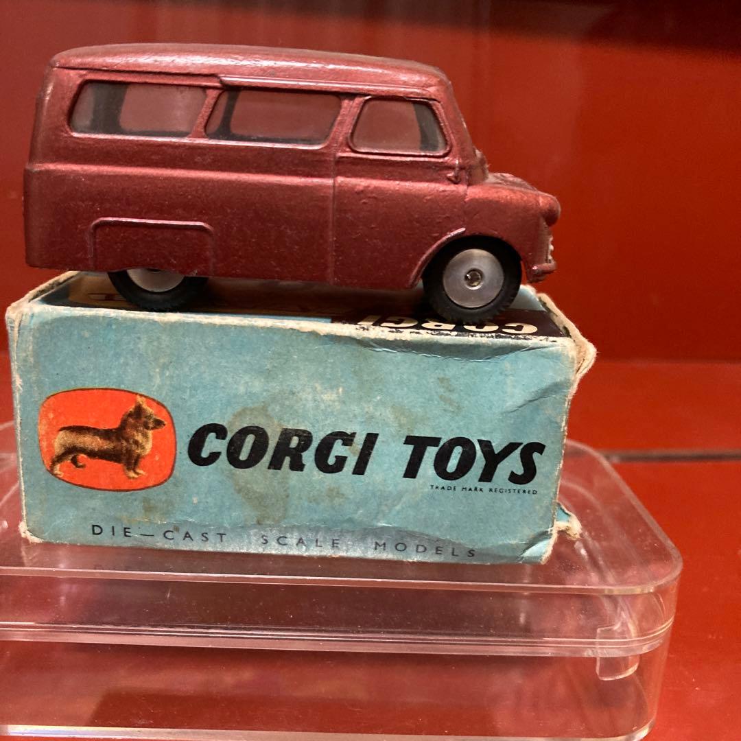 Corgi Toys 404 Bedford Dormobile ミニカー