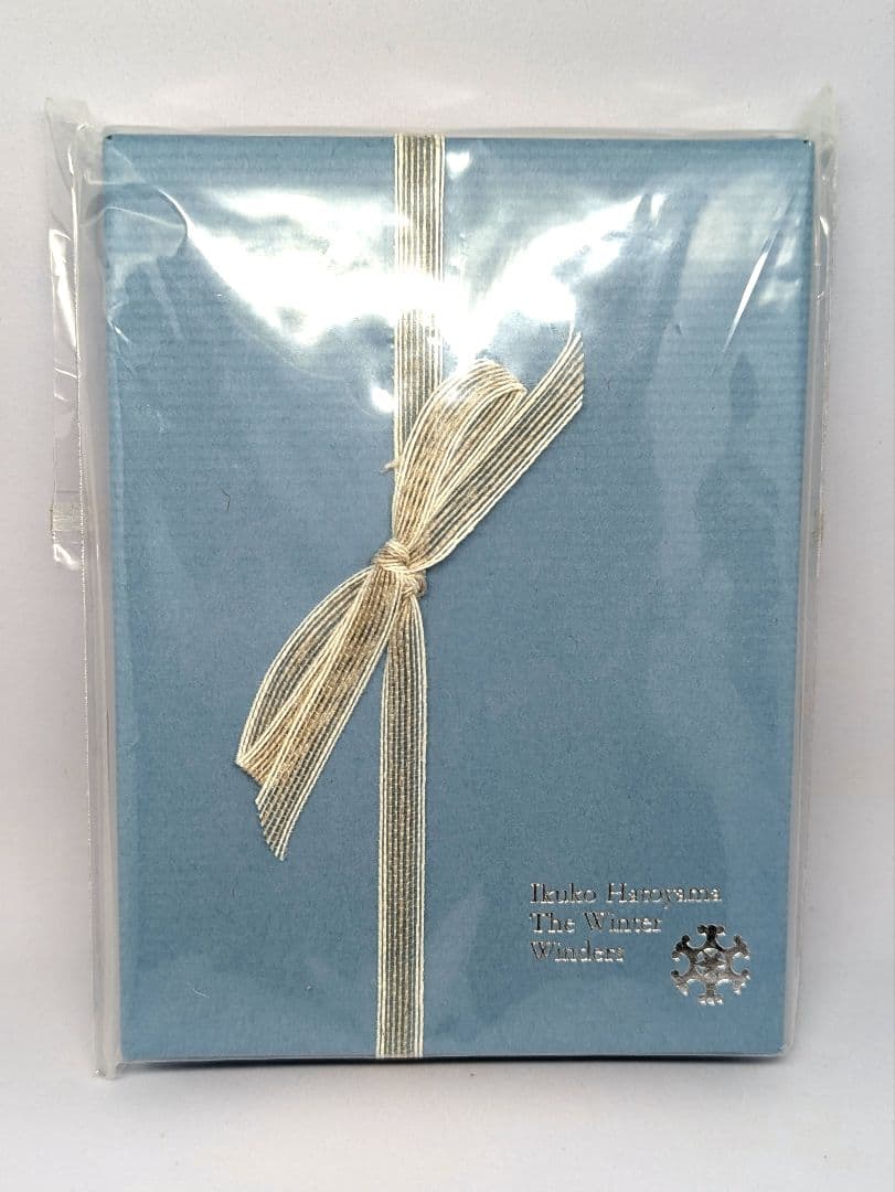 鳩山郁子　豆本と、サイン入りCAMERA Ｄａｙｓのフィル厶、（上箱無し）ら２個