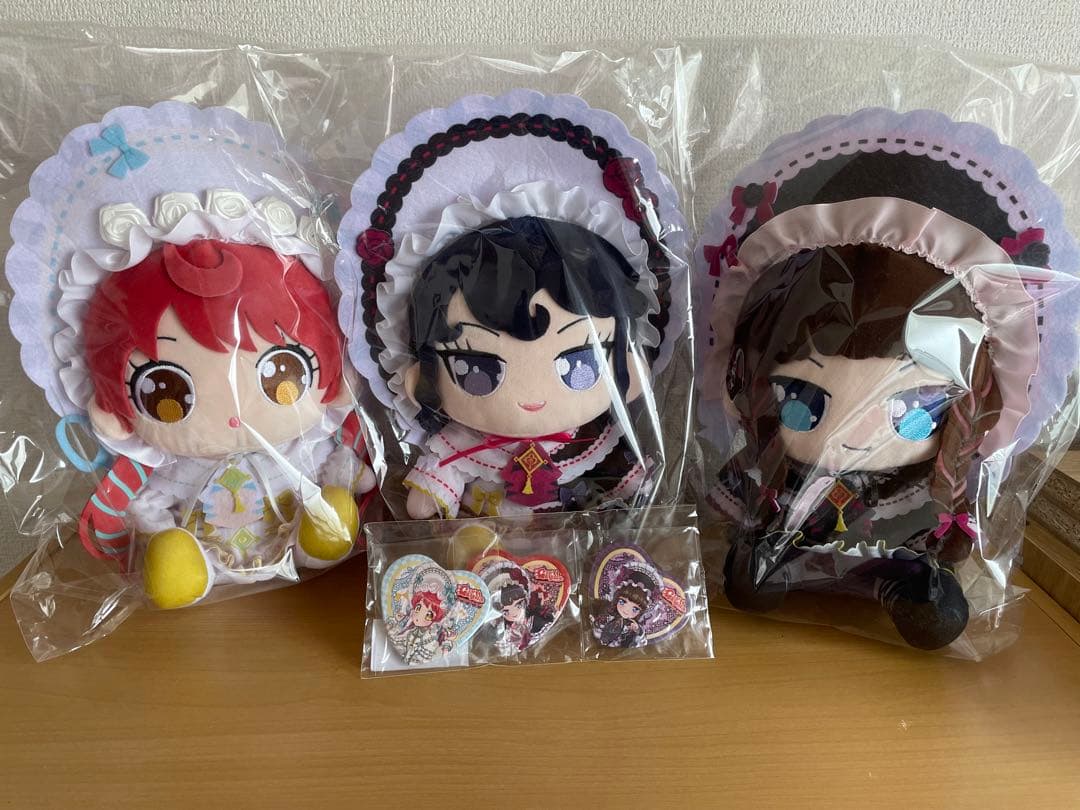 ガァルマゲドン おすわりぬいぐるみ 全3種 缶バッジコンプセット 未開封品