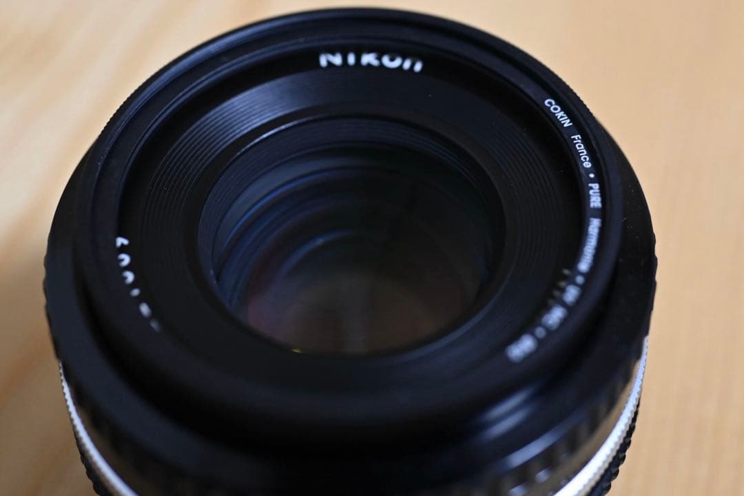 Nikon EM 一眼レフフィルムカメラ レンズ付き