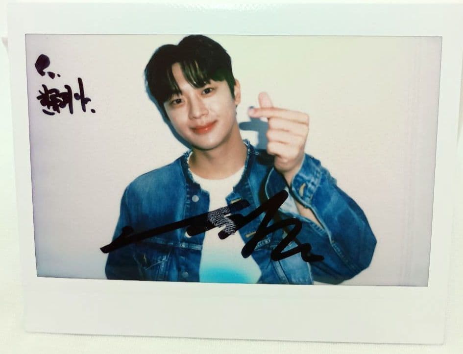 【非売品】ジュノ サイン入りチェキ ポラロイド　JUNHO