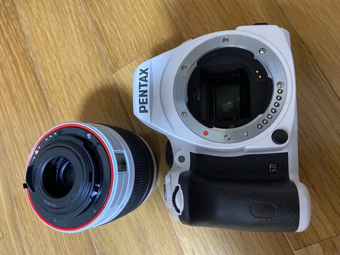 【1/1までの出品です】PENTAX k-50 ホワイト