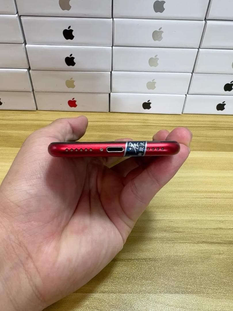 【年末特价品】iPhone SE3 128GB｜SIMフリー｜赤