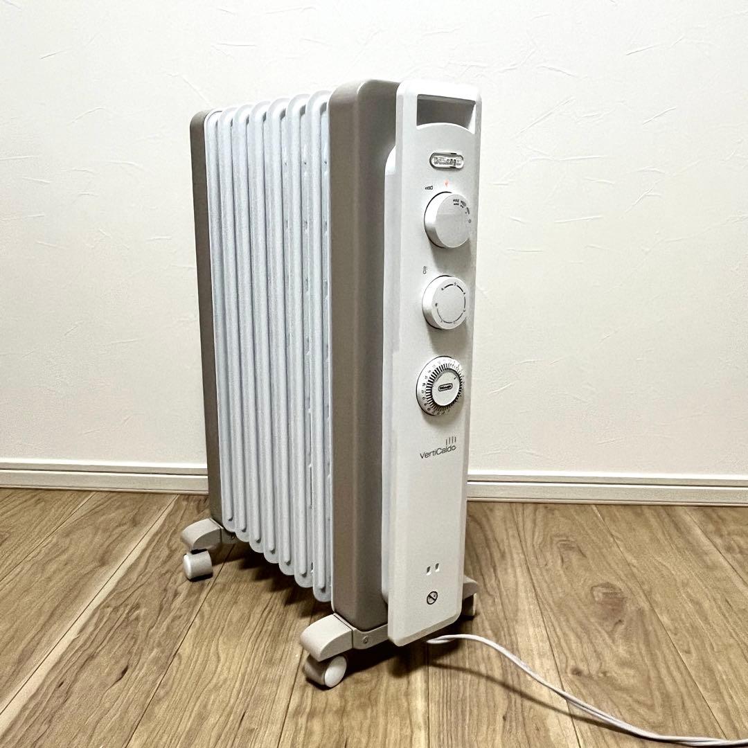 【美品】デロンギ ヴェルティカルド オイルヒーター RHJ21F0812-WH