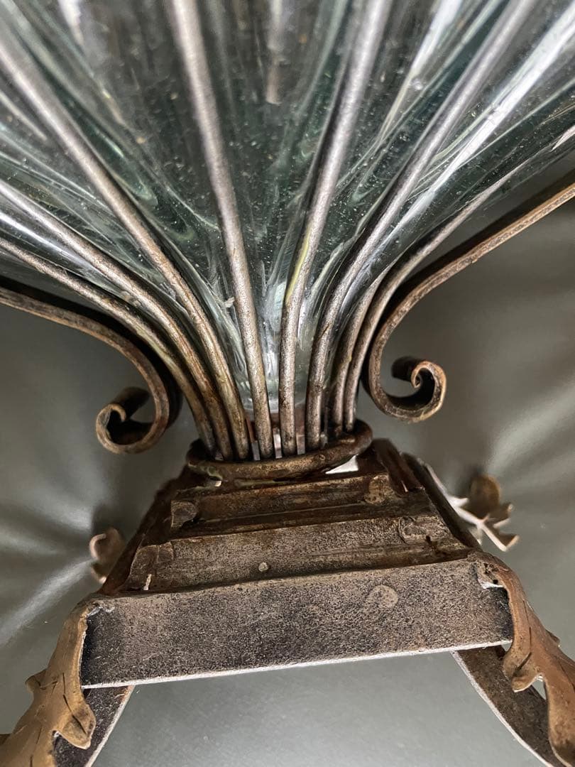 フラワーアレンジの器