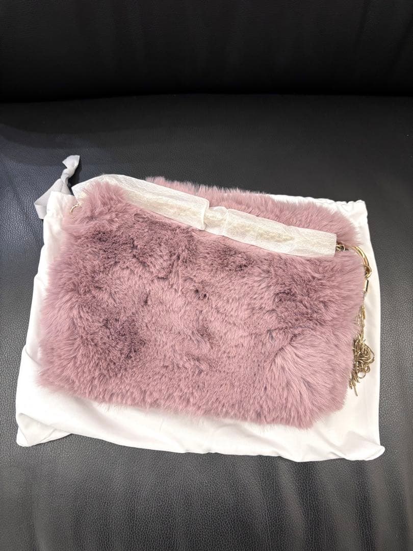 ジミーチュウ ファー チェーンバッグ　くすみピンク　未使用品
