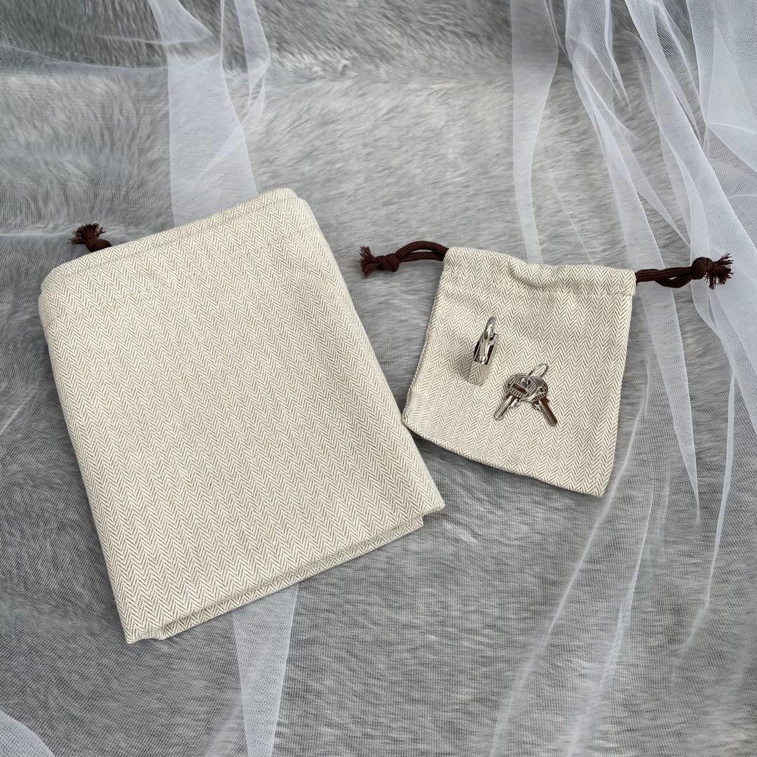 プレミアム 本革 キューブバッグ ハンドバッグ MM グレージュ シルバー金具