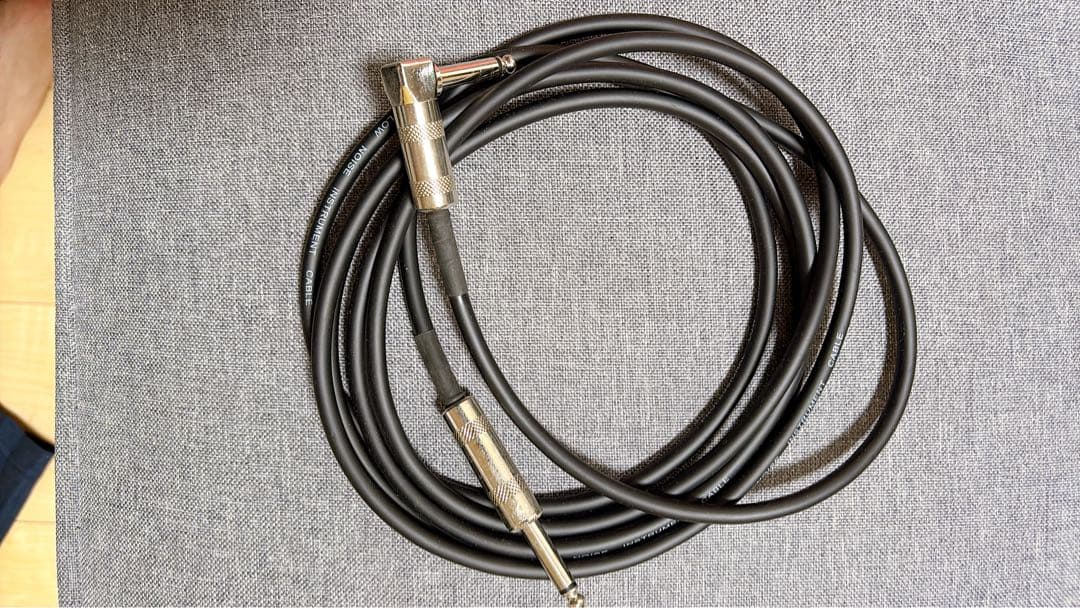 BOSS l Zone MT-2 ギターエフェクター ＆電源分配ケーブル