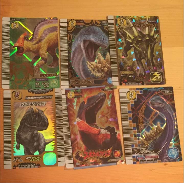 恐竜キング カルノタウルス アンペロサウルス など チョキ 強さ 2000
