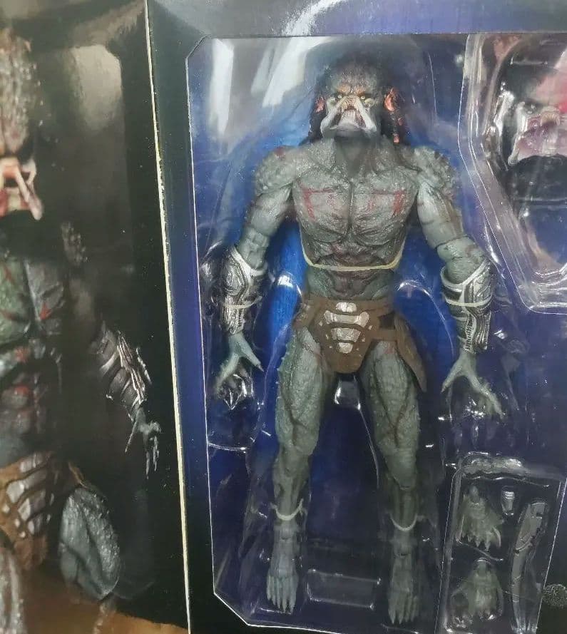 未開封　NECA ネカ　アーマードアサシンプレデター