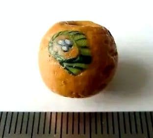 ★X1603★ 古代 とんぼ玉 (A06) イスラム　ガラスビーズ　モザイク象嵌