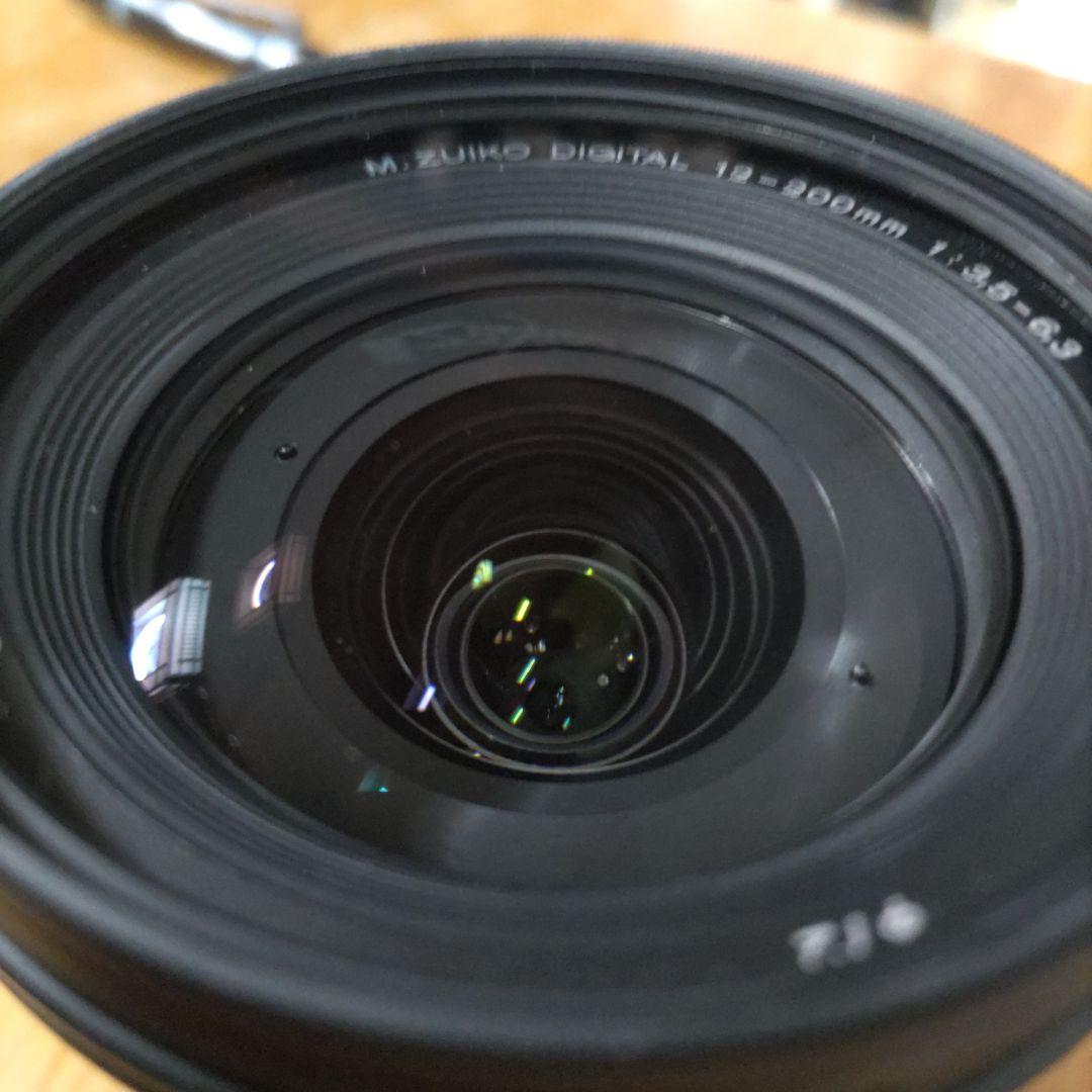 オリンパス M.ZUIKO DIGITAL ED 12-200mm F3.5-