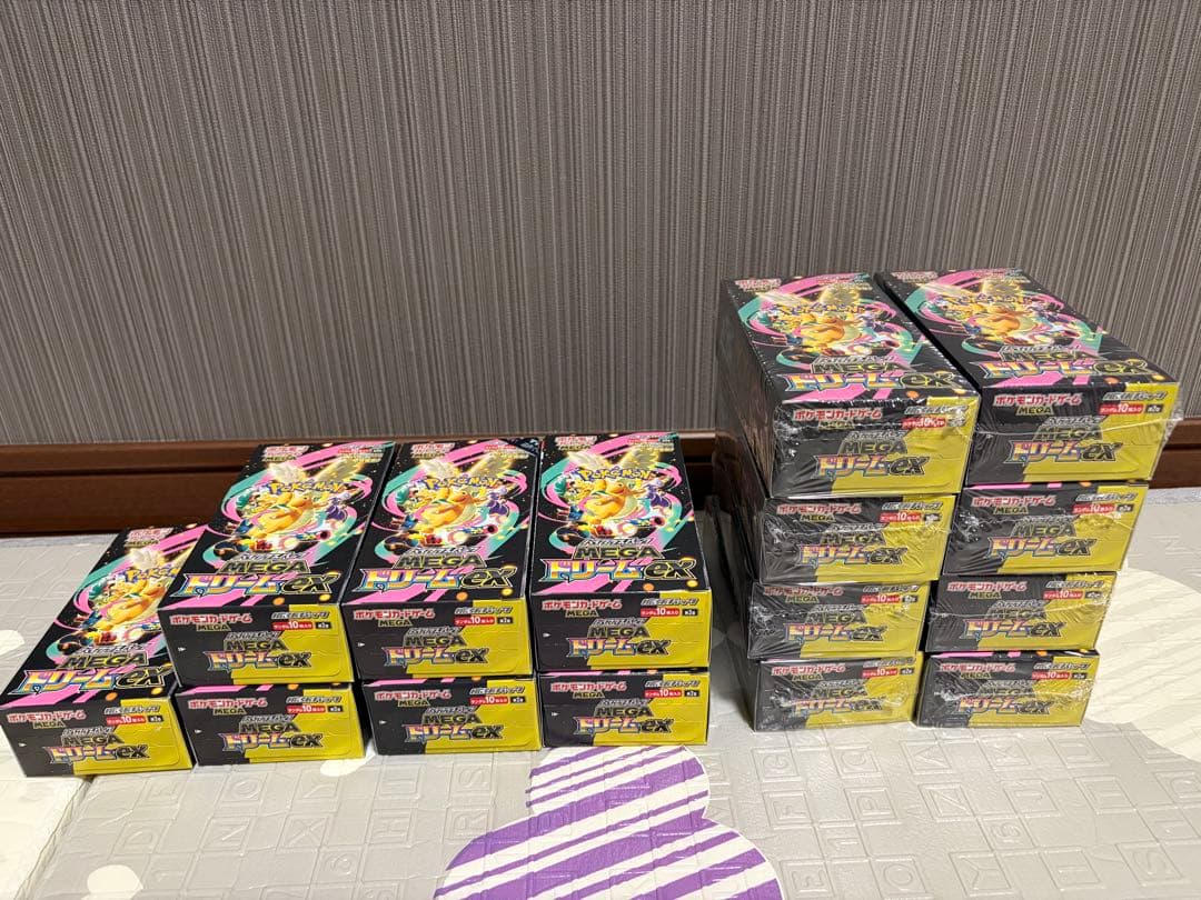 メガドリームex シュリ付き8BOX、シュリなし7BOX