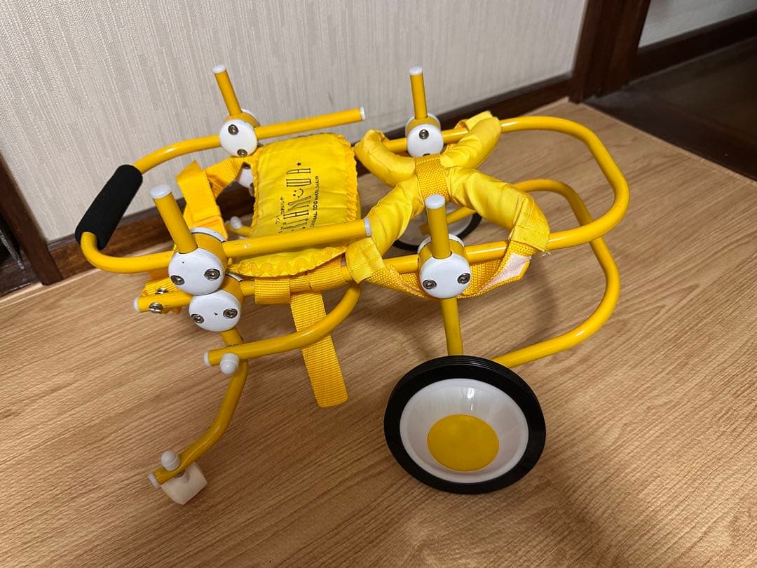 天使の車輪 犬用車いす イエロー 前輪 顎乗せクッション付き