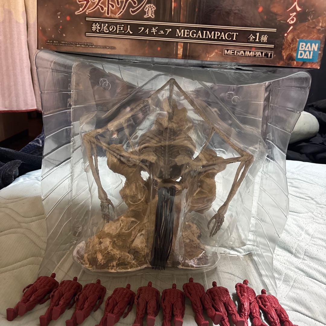 進撃の巨人 一番くじ ラストワン 終尾の巨人 フィギュア　I賞10体付きおまけ⭕️