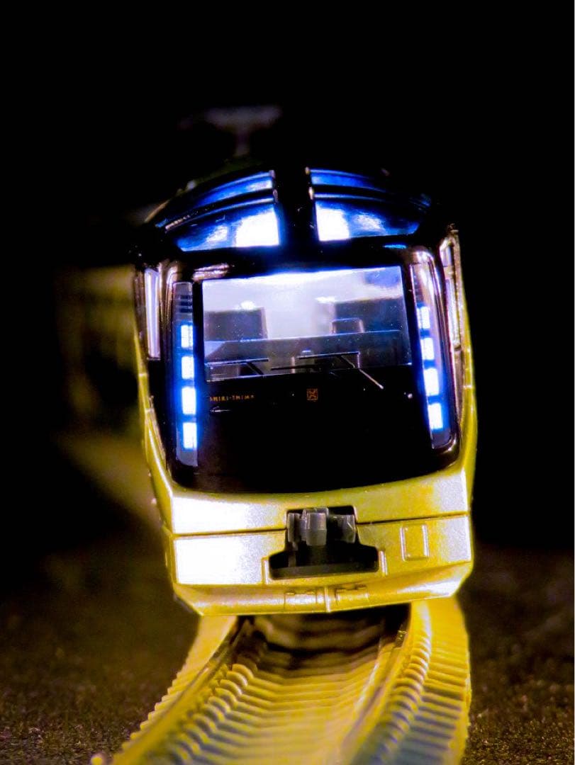 KATO E001形 TRAIN SUITE 四季島【新品,未使用品】