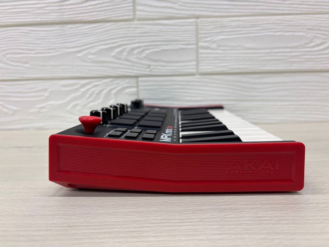 AKAI MPK mini play MIDIキーボード