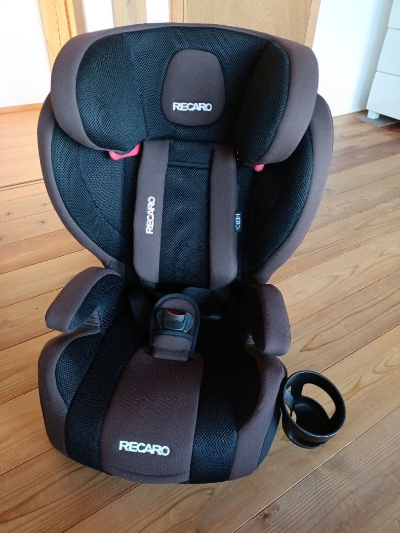 RECARO チャイルドシート ブラウン・ブラック　J1スマイル