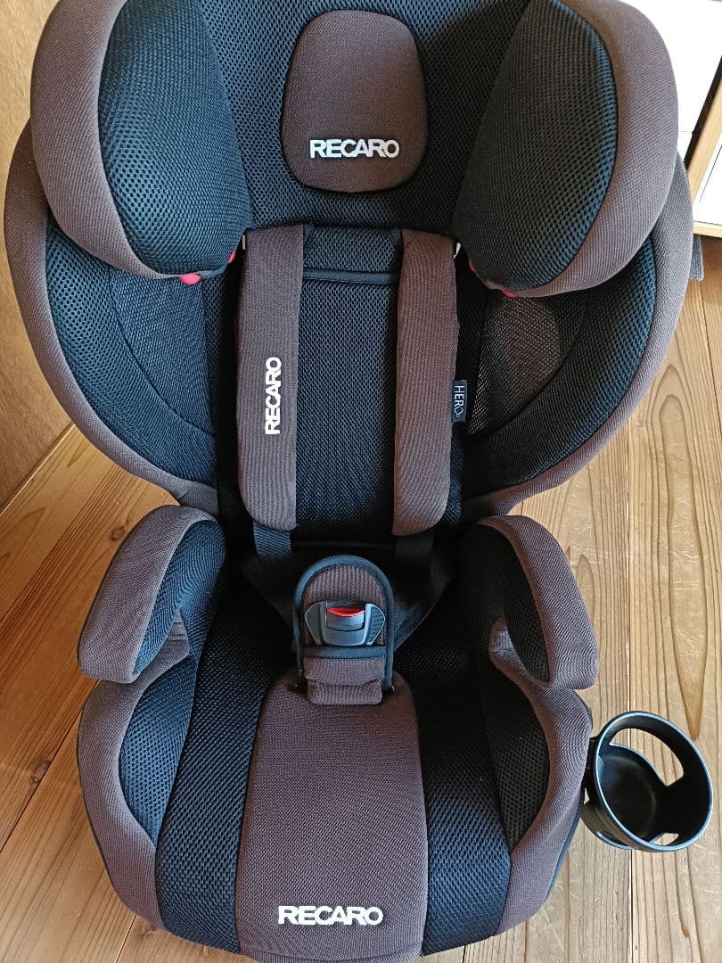 RECARO チャイルドシート ブラウン・ブラック　J1スマイル
