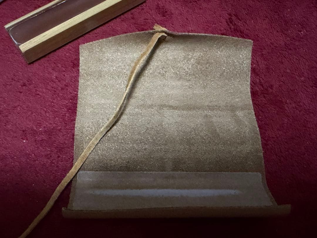 LEATHERWOOD bespoke クリスプ松脂　木製ケース皮ケース