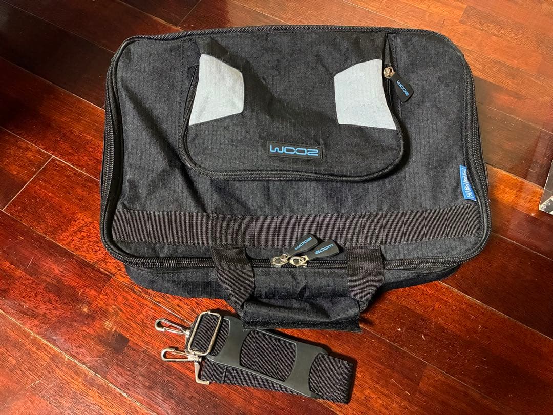 ZOOM R16 マルチトラックレコーダー 箱•ソフトケース付き