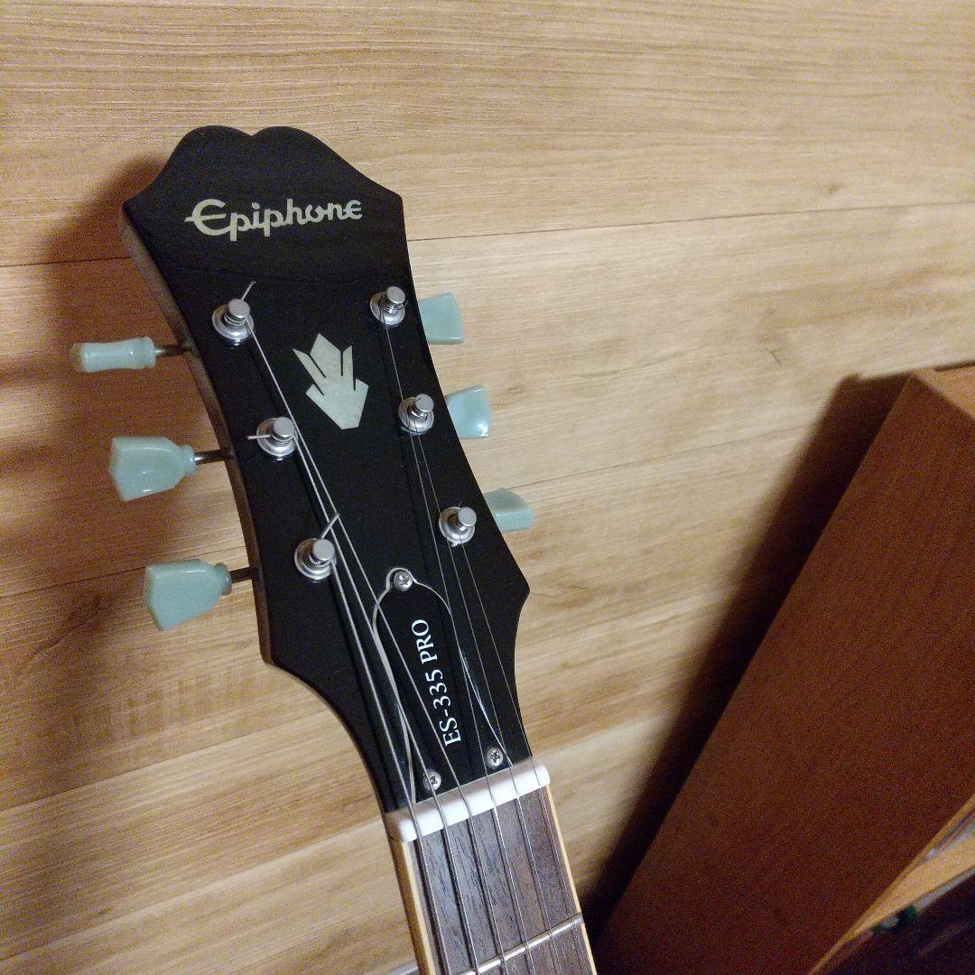ナポリの6Epiphone custom shop製ES-335 PRO