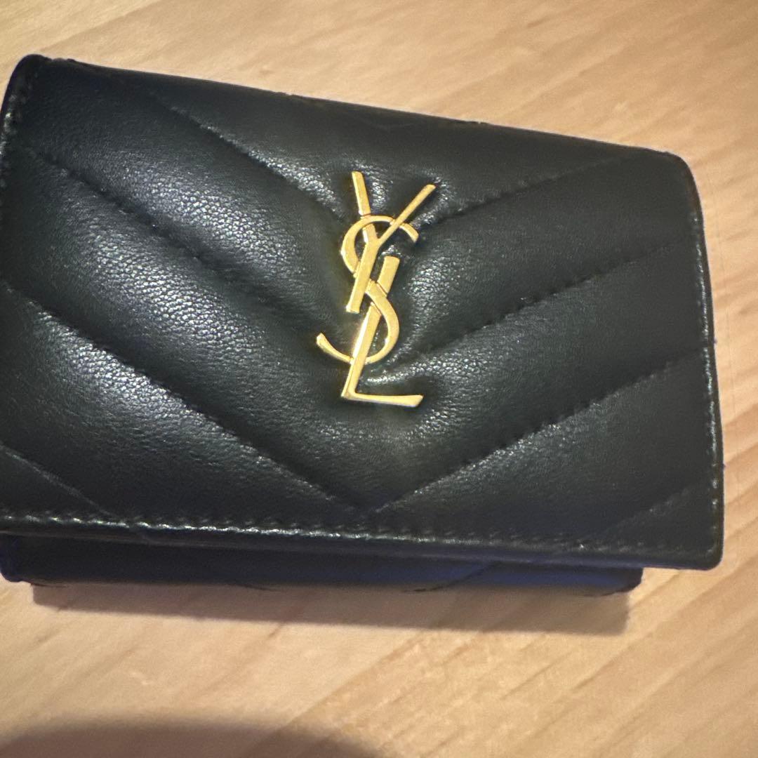 サンローラン財布三つ折り