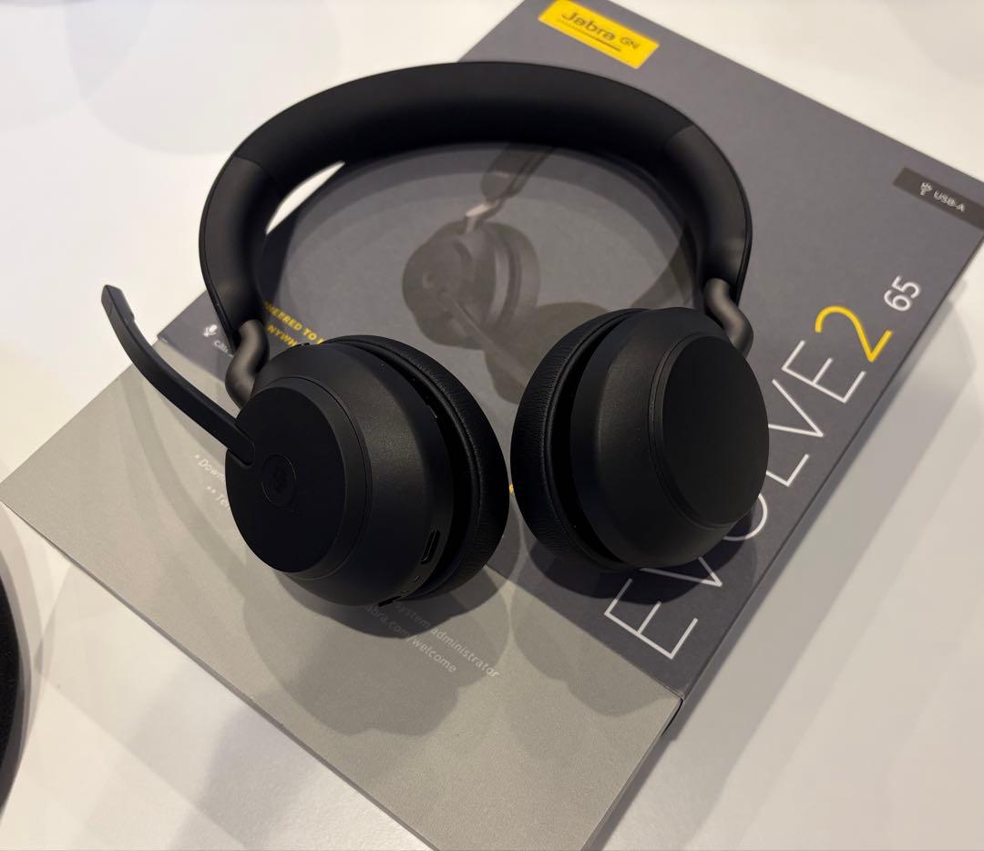 Jabra Evolve2 65 ワイヤレスヘッドセット