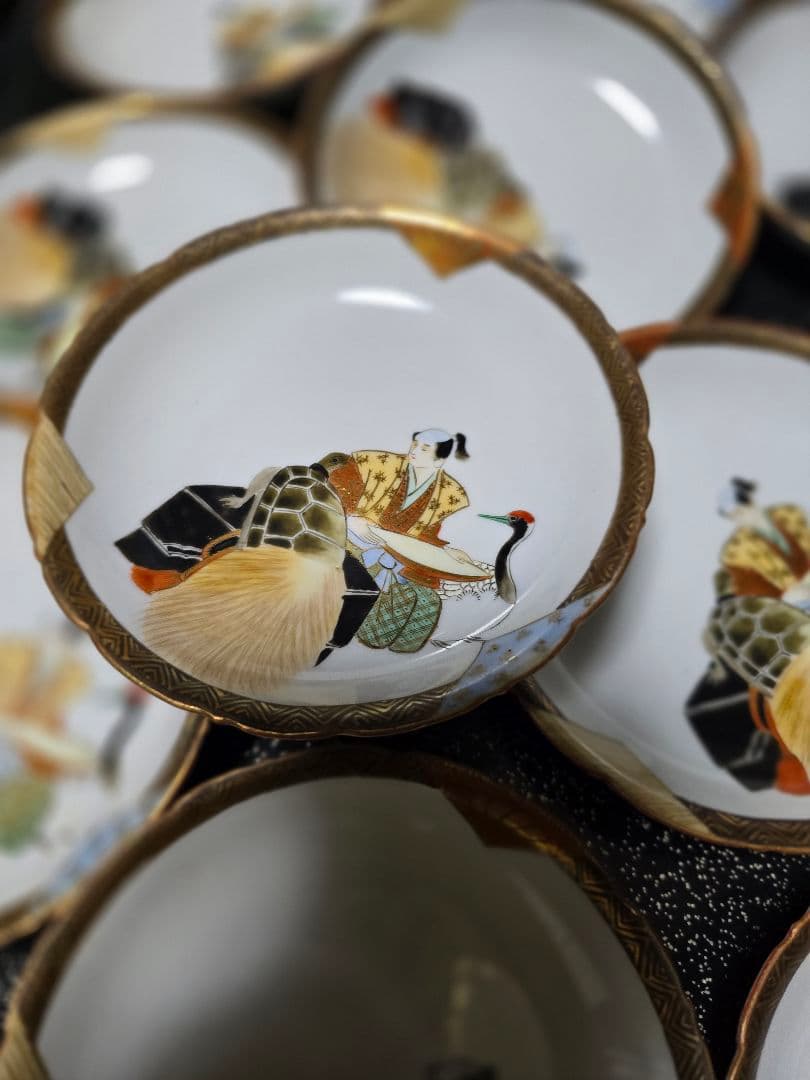 九谷焼 銘々皿九谷焼朝日造と九谷焼の小皿です