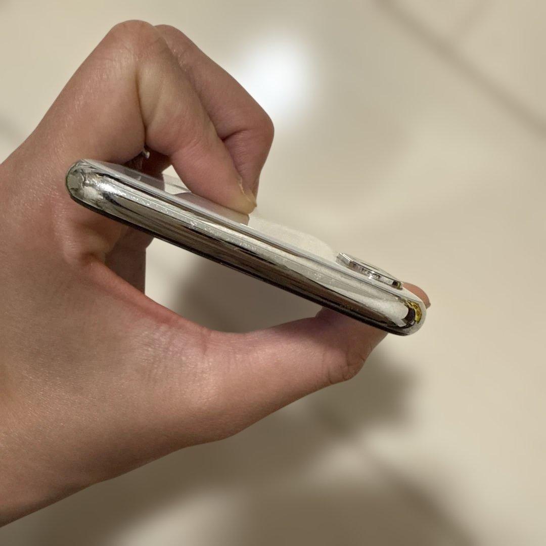 【美品】Apple iPhone X シルバー 本体　箱付き