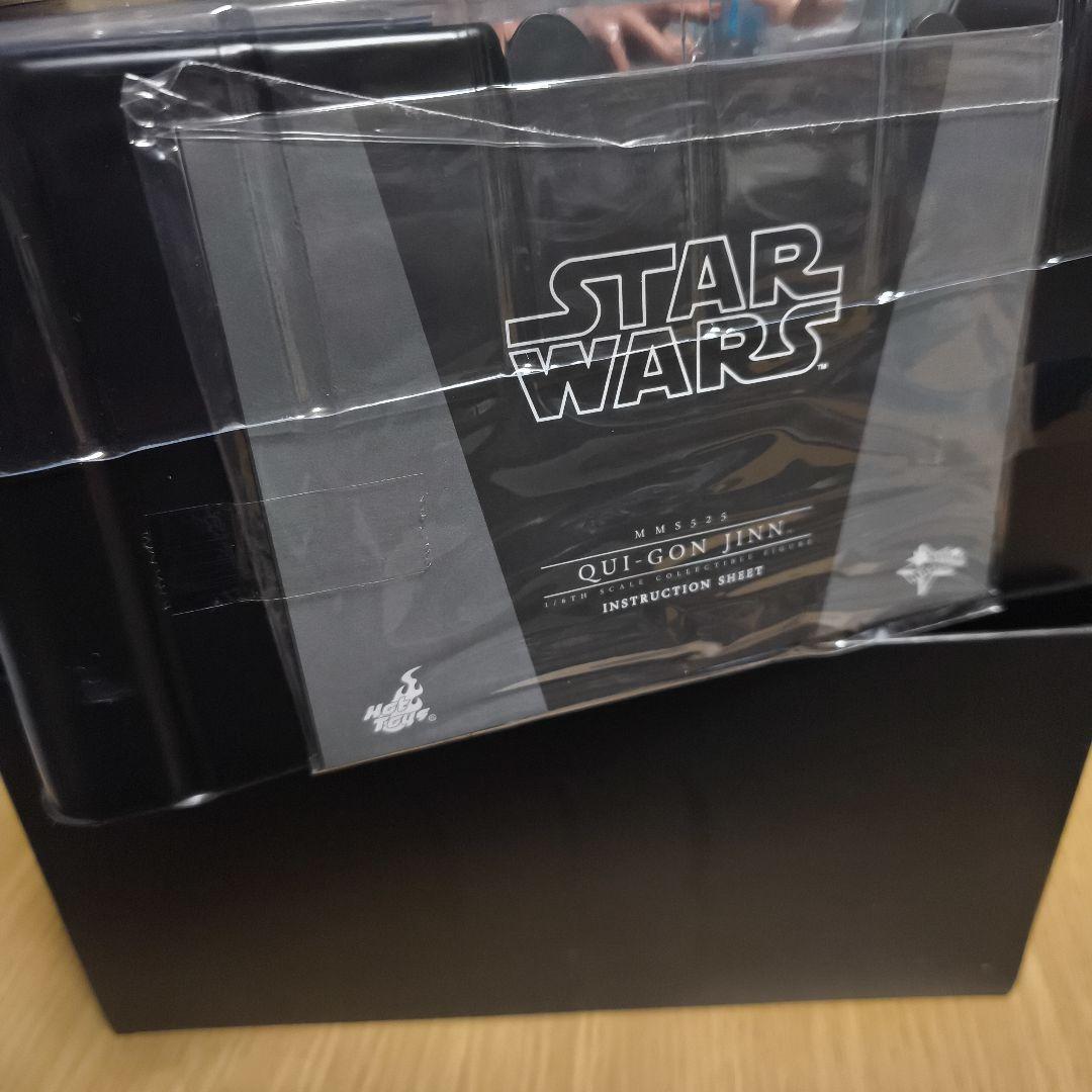 ホットトイズ　ムービーマスターピース　クワイガンジン