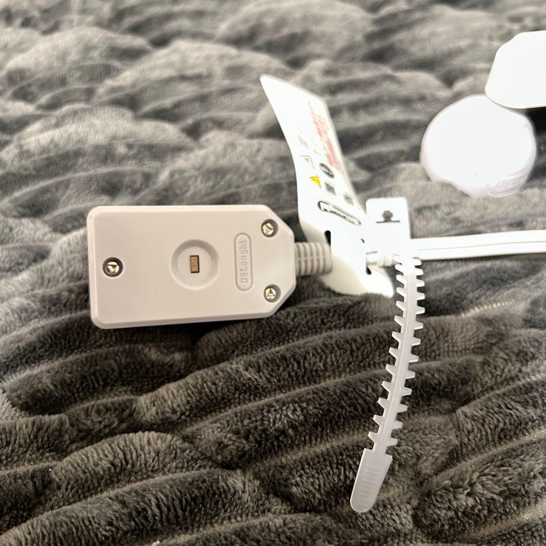 【超美品｜店頭展示品】デロンギ オイルヒーター RHJ45M1115-LG