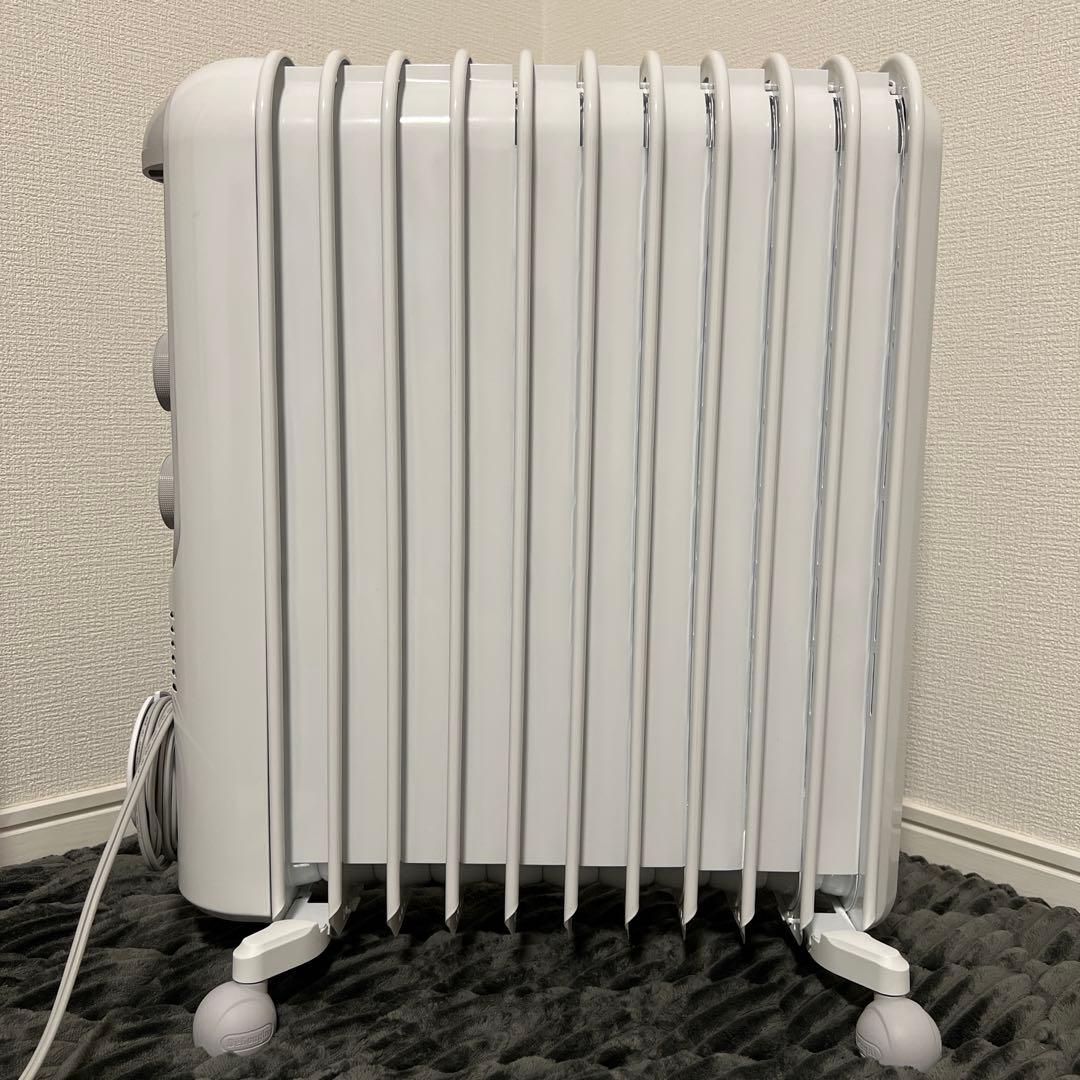 【超美品｜店頭展示品】デロンギ オイルヒーター RHJ45M1115-LG