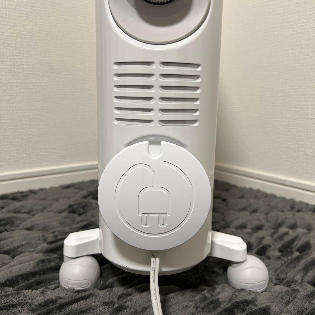 【超美品｜店頭展示品】デロンギ オイルヒーター RHJ45M1115-LG