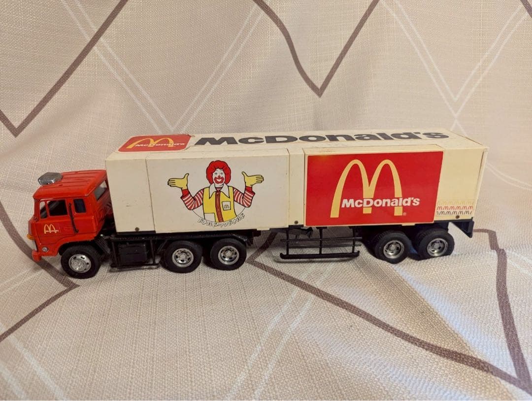 ヨネザワ　McDonald's トレーラー ミニカー